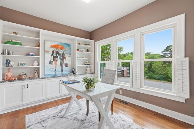 4001 Cedar Hill Road, Little Rock, AR 72205