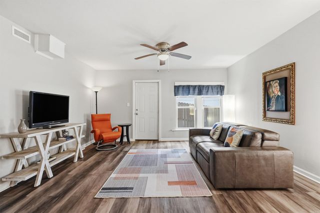 4001 Cedar Hill Road, Little Rock, AR 72205