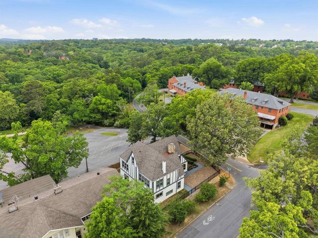 4001 Cedar Hill Road, Little Rock, AR 72205