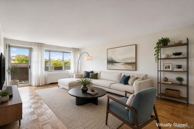17-85 215th Street 3E, Bayside, NY 11360