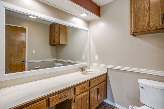 620 Donna Court, Burleson, TX 76028