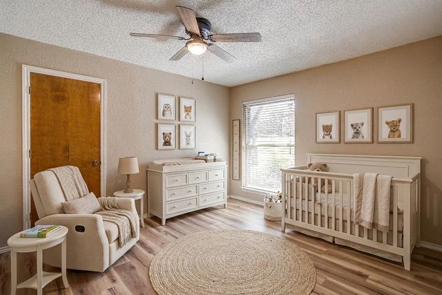 620 Donna Court, Burleson, TX 76028