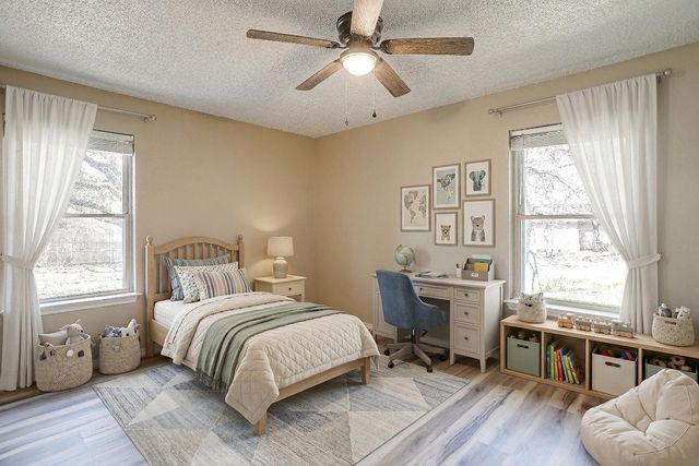 620 Donna Court, Burleson, TX 76028