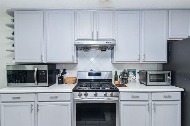 1026 Jasons Bend Drive, Sugar Land, TX 77479