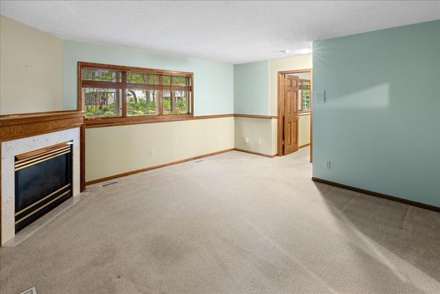 417 95th Lane NW, Coon Rapids, MN 55433
