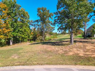 403 Gallery Court, Lenoir City, TN 37772