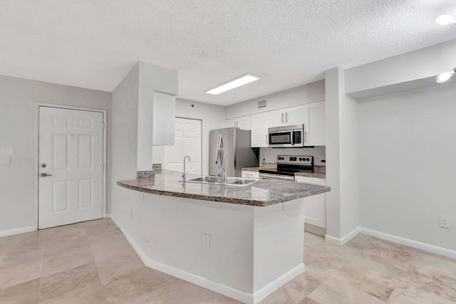 3113 Clint Moore Road 104, Boca Raton, FL 33496
