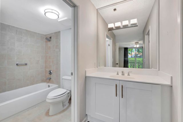 3113 Clint Moore Road 104, Boca Raton, FL 33496
