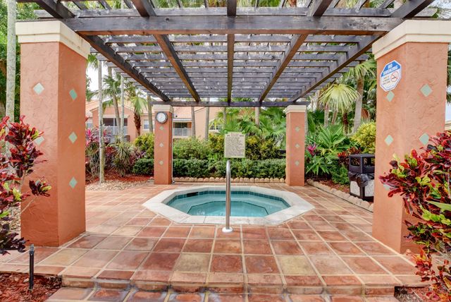 3113 Clint Moore Road 104, Boca Raton, FL 33496