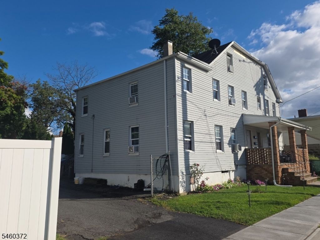 630 Valley St, City Of Orange Twp., NJ 07050 — photo 2