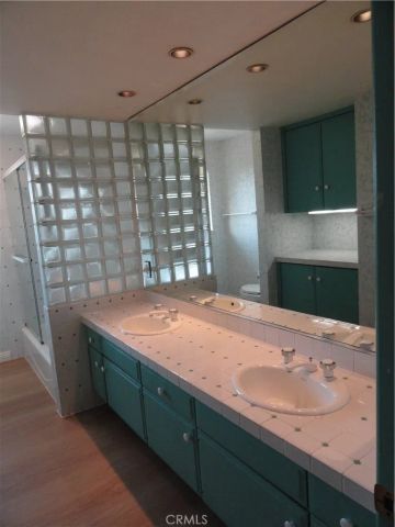 1100 La Senda Drive, Fullerton, CA 92835