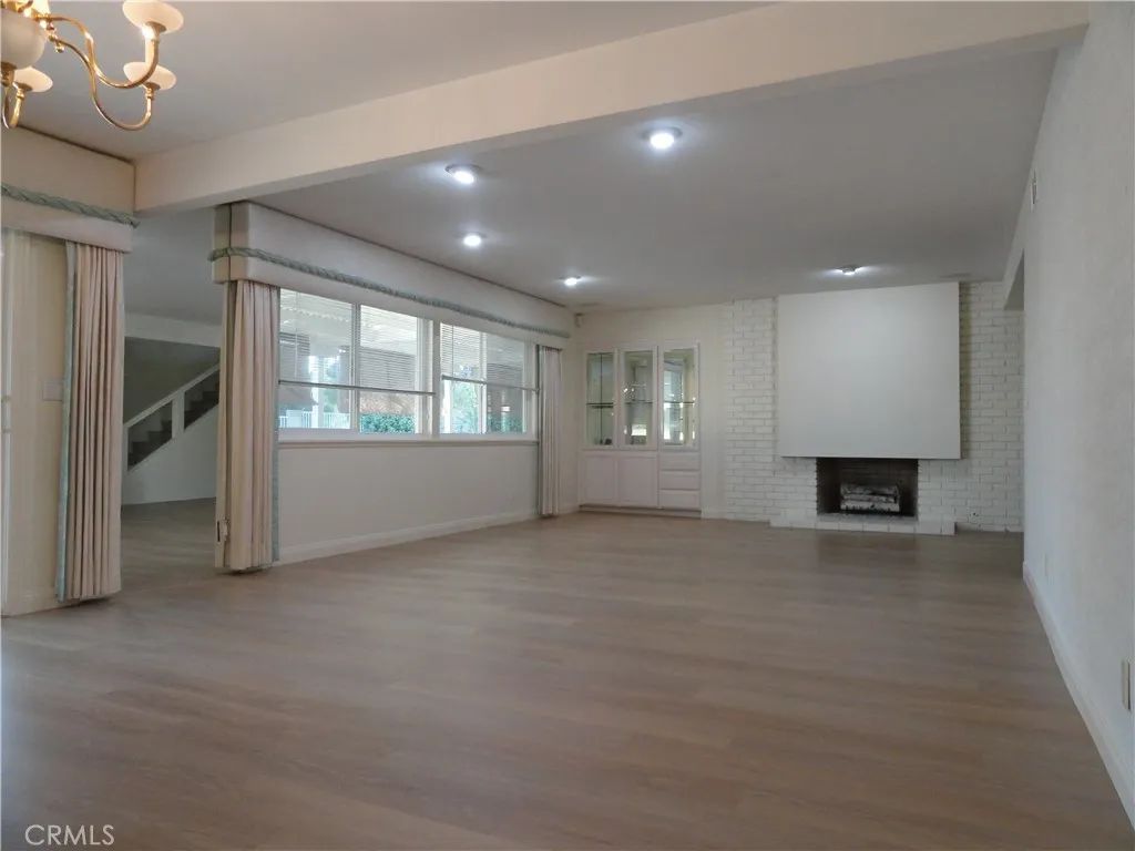 1100 La Senda Drive, Fullerton, CA 92835