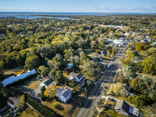 428 Montauk Highway, East Moriches, NY 11940