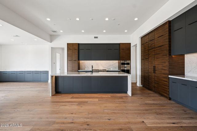 13357 E BUCKSKIN Trail, Scottsdale, AZ 85255