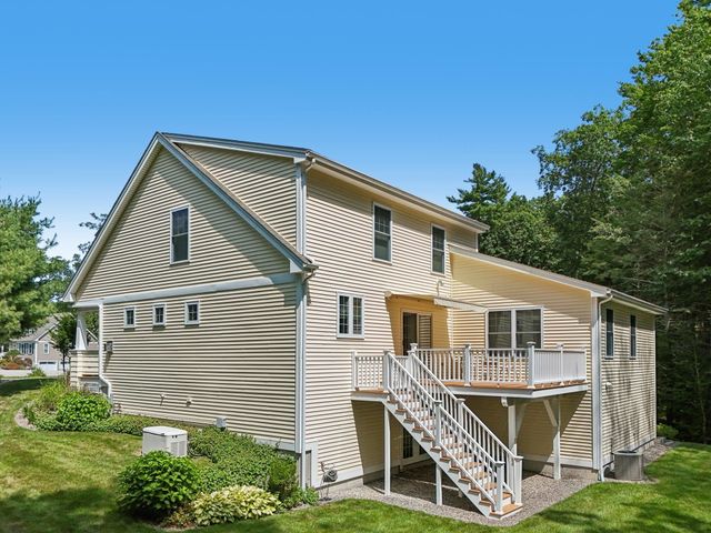 14 Coleman Court, Seabrook, NH 03874