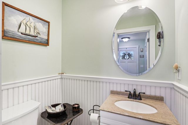 14 Coleman Court, Seabrook, NH 03874