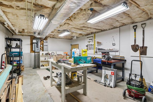 14 Coleman Court, Seabrook, NH 03874