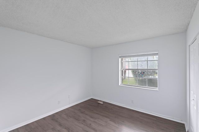 495 SE 8th Street 140, Deerfield Beach, FL 33441