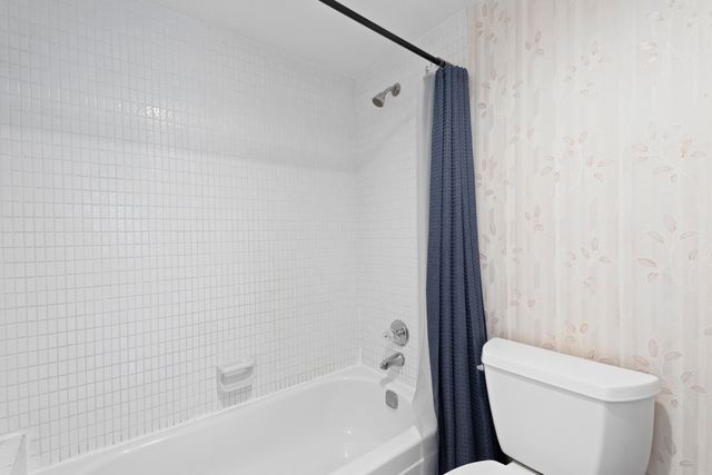 495 SE 8th Street 140, Deerfield Beach, FL 33441