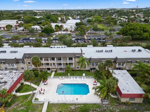 495 SE 8th Street 140, Deerfield Beach, FL 33441