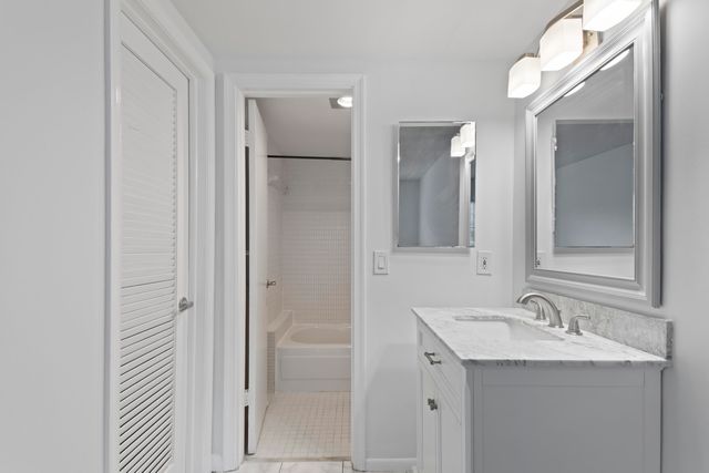 495 SE 8th Street 140, Deerfield Beach, FL 33441