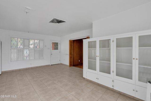 3929 LAS VEGAS Drive, El Paso, TX 79902