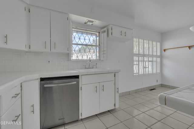 3929 LAS VEGAS Drive, El Paso, TX 79902