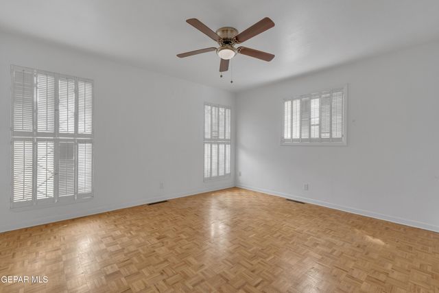 3929 LAS VEGAS Drive, El Paso, TX 79902