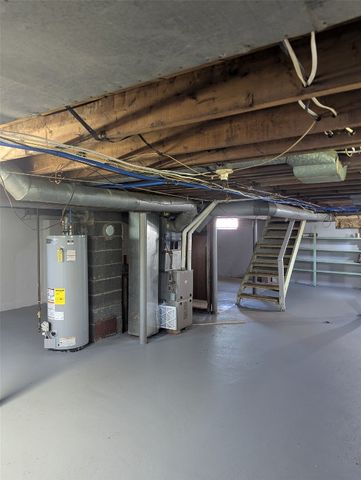 2227 E 38TH Street, Erie, PA 16510