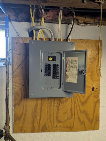 2227 E 38TH Street, Erie, PA 16510