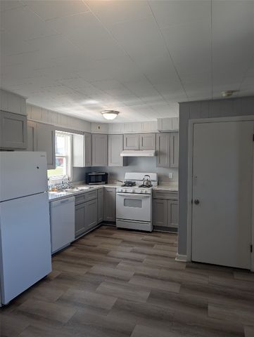 2227 E 38TH Street, Erie, PA 16510