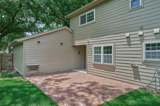 12402 Stafford Springs Drive, Houston, TX 77077