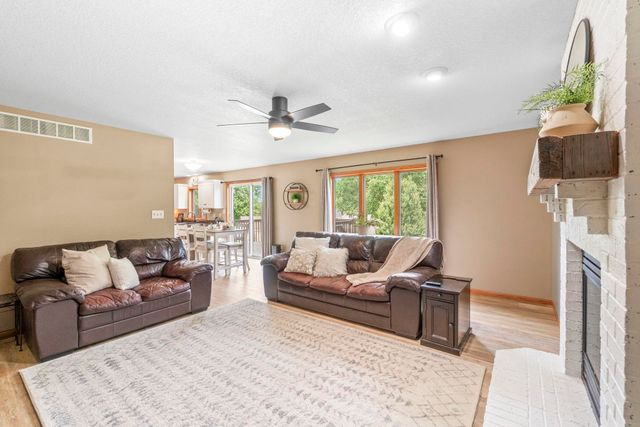 325 Alvarado Avenue, Cedar Falls, IA 50613