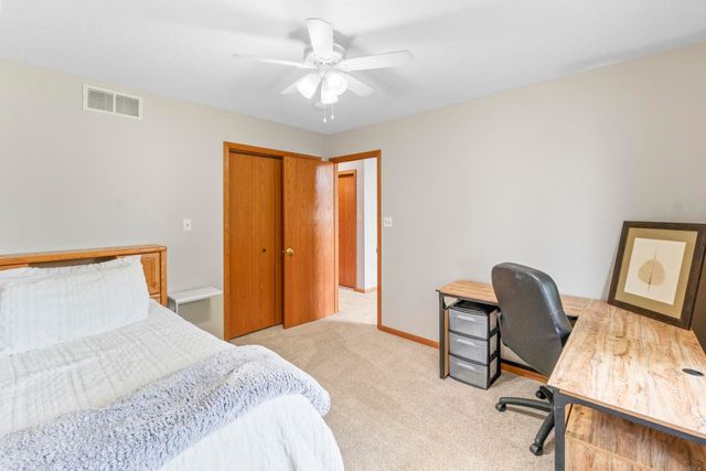 325 Alvarado Avenue, Cedar Falls, IA 50613