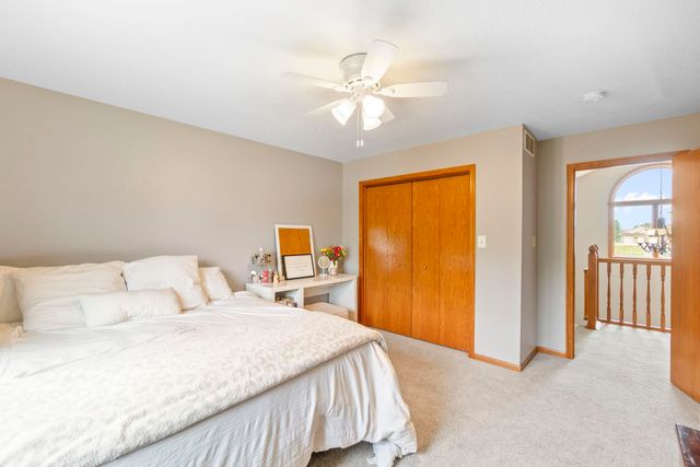 325 Alvarado Avenue, Cedar Falls, IA 50613