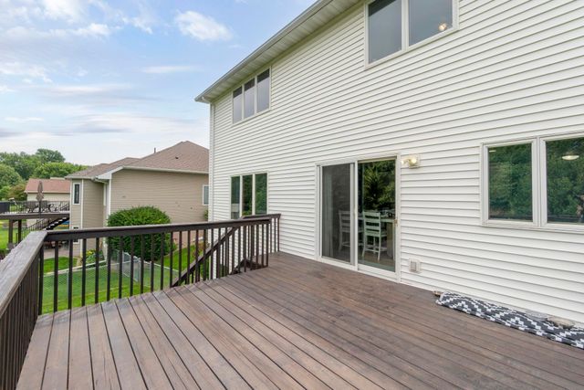 325 Alvarado Avenue, Cedar Falls, IA 50613