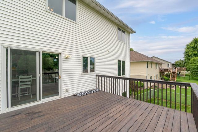 325 Alvarado Avenue, Cedar Falls, IA 50613