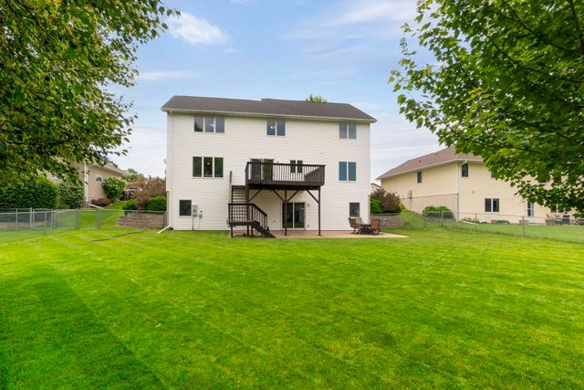 325 Alvarado Avenue, Cedar Falls, IA 50613