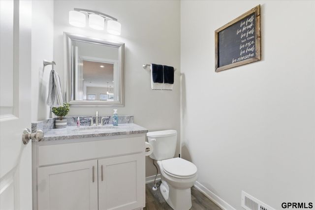 2760 Sheila Lane, Lincoln, NE 68516