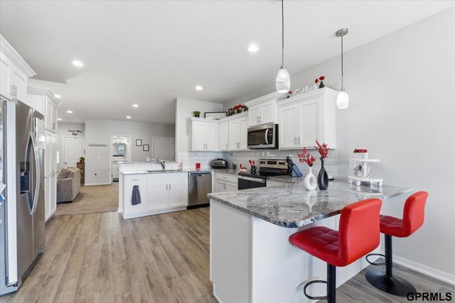 2760 Sheila Lane, Lincoln, NE 68516