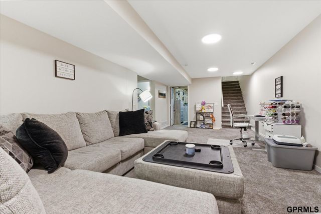 2760 Sheila Lane, Lincoln, NE 68516