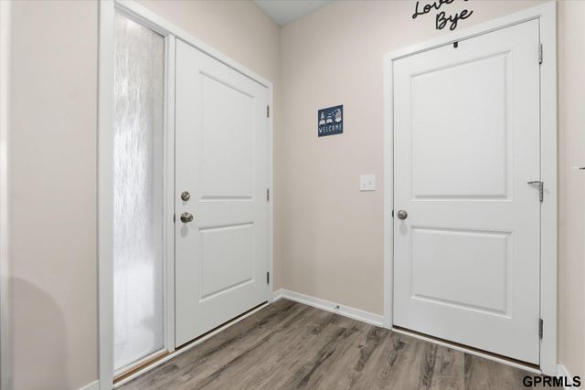 2760 Sheila Lane, Lincoln, NE 68516
