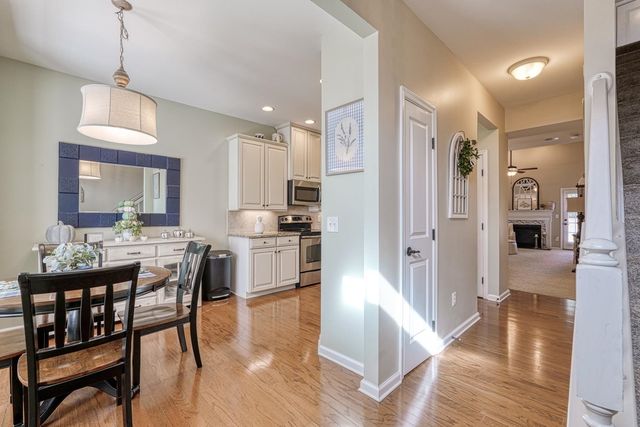 104 W Stableford Dr, Duncan, SC 29334