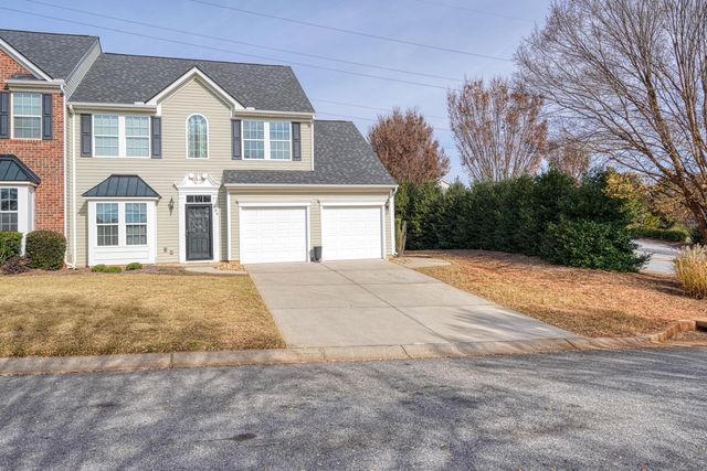 104 W Stableford Dr, Duncan, SC 29334