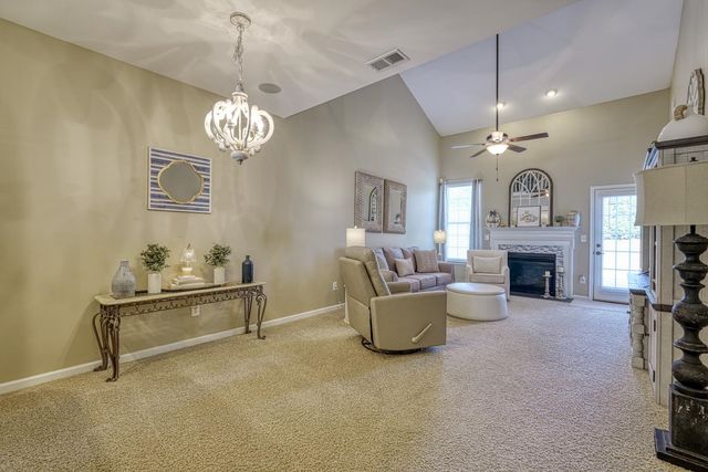 104 W Stableford Dr, Duncan, SC 29334