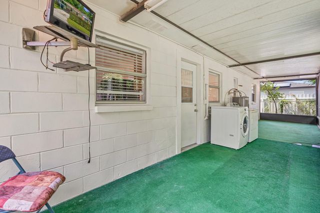 1713 W ATKINSON STREET, Tampa, FL 33604