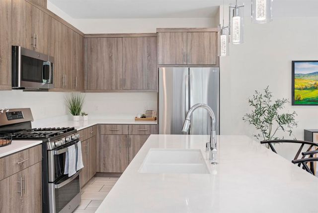 35103 Vine Place, Fallbrook, CA 92028
