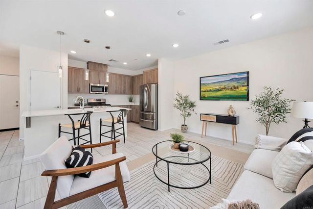35103 Vine Place, Fallbrook, CA 92028