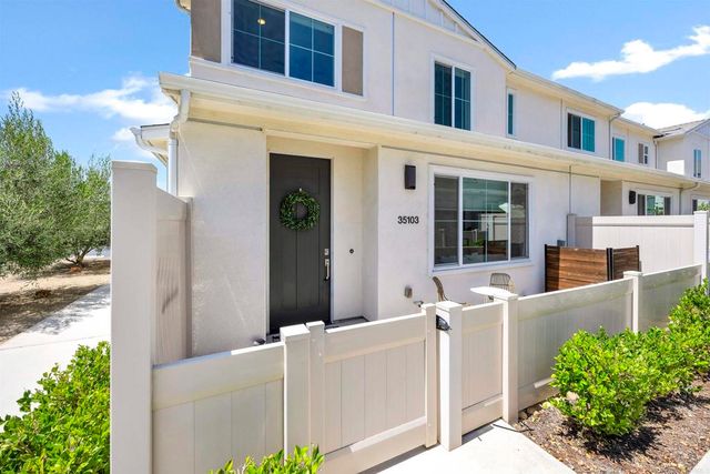 35103 Vine Place, Fallbrook, CA 92028