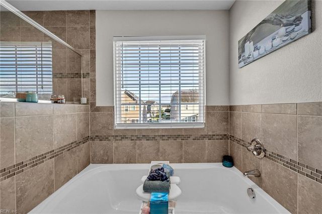 106 Bowman DR, Suffolk, VA 23434